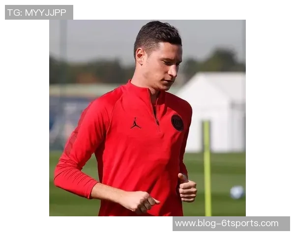 足球干洗新风潮如何改变运动装备的清洁方式与保养理念